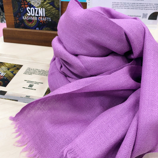 Lilac colour Hand-woven Cashmere Scarf