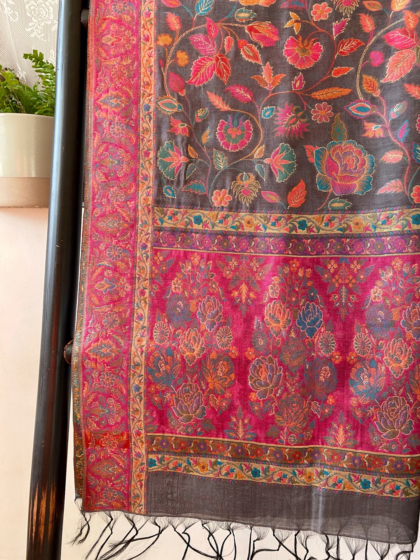 Kani Design Silk Dark Grey with Dark Shocking Pink with Flower Pattern Shawl