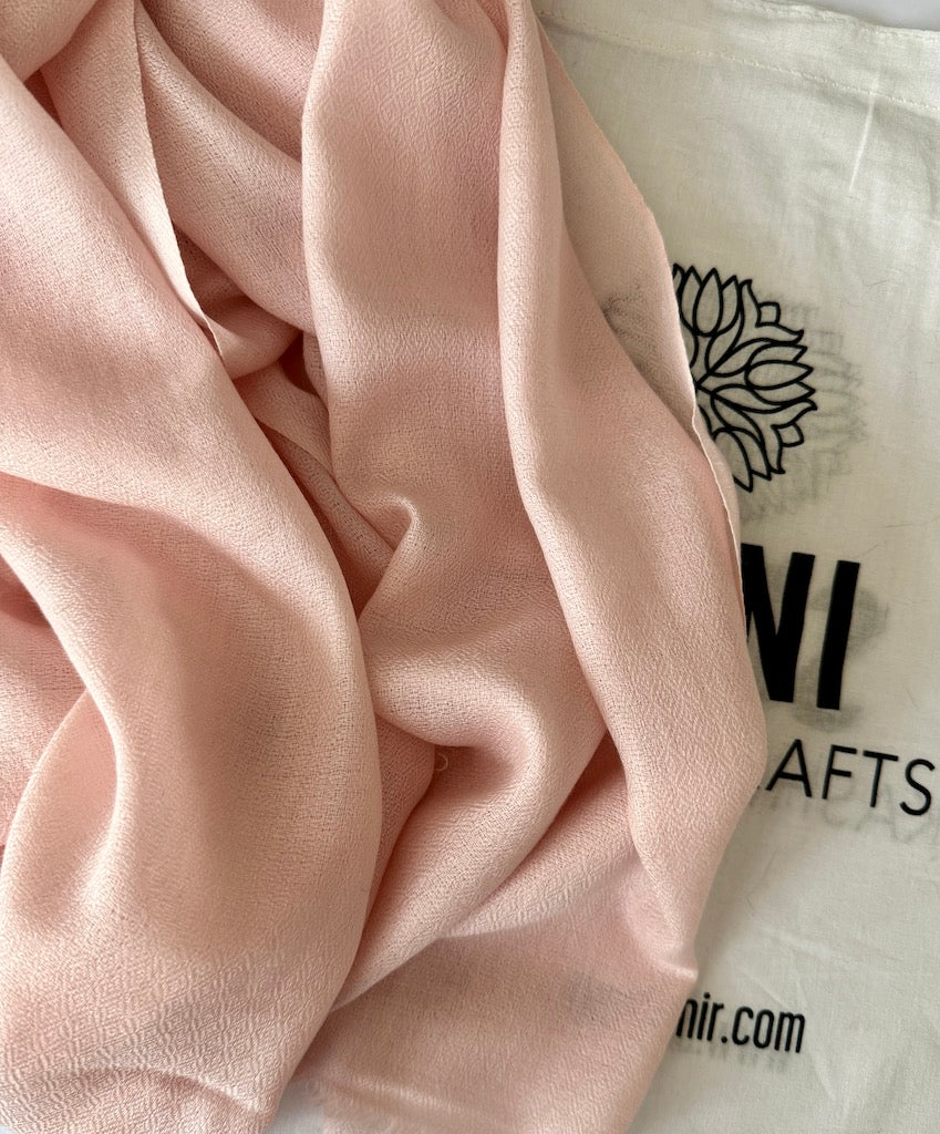 Baby Pink Colour Hand-woven Cashmere Scarf