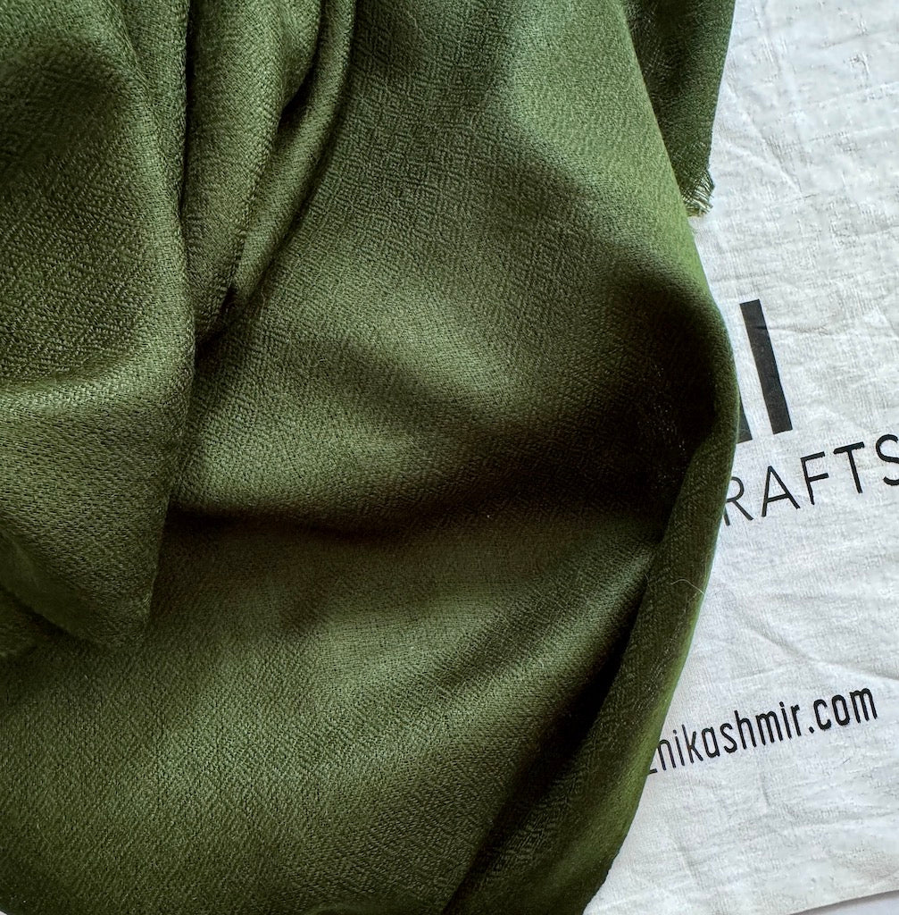Pine colour Hand-woven Cashmere Scarf